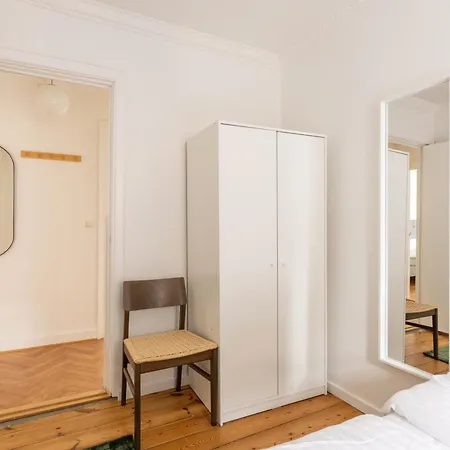 公寓 Homely 5 Person In Amager *