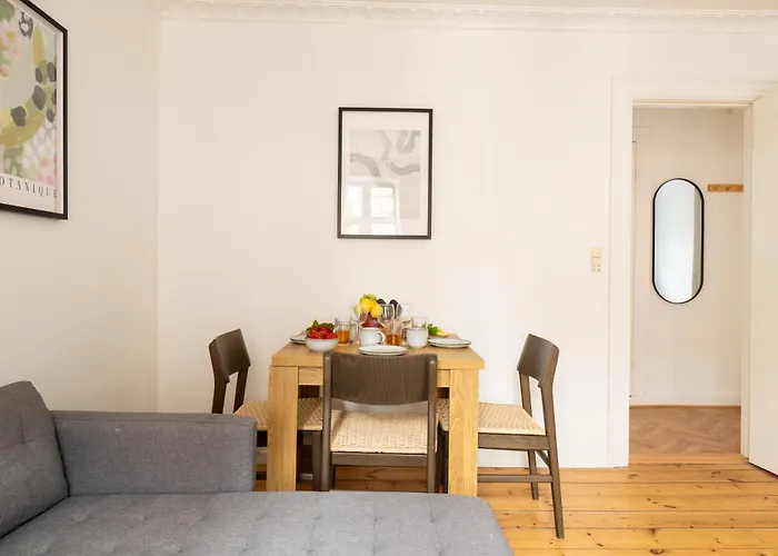 Apartment Homely 5 Person In Amager *